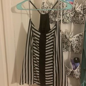 Black & white New York & Company top